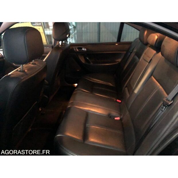 2011 Peugeot 607-46494578