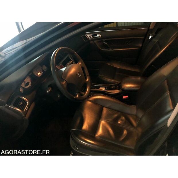 2011 Peugeot 607-46494579