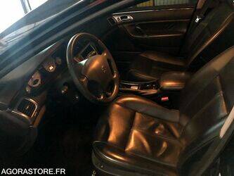 2011-peugeot-607-1441114-46494579