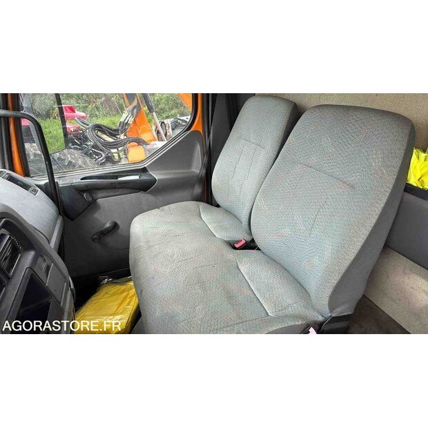 2004 Renault Midlum-46494680