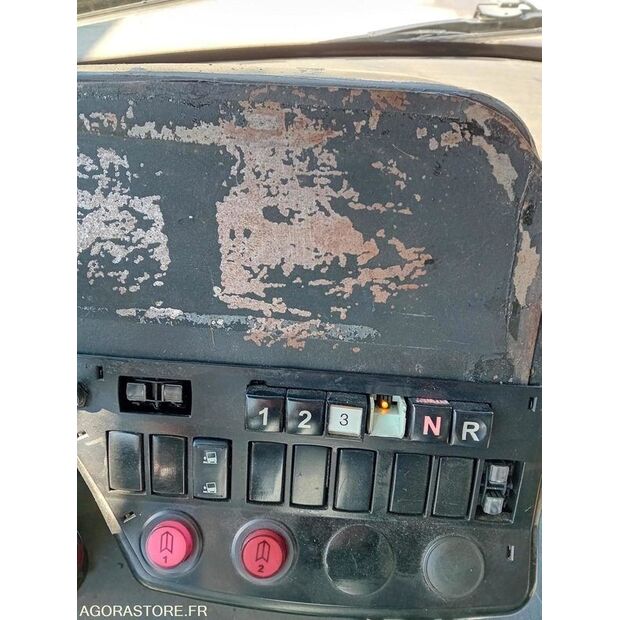 2012 سولاريس URBINO 12-46494709