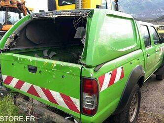 2012-nissan-pick-up-46494711