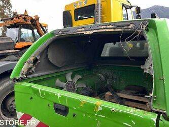 2012-nissan-pick-up-46494718