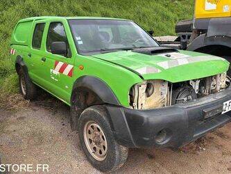 2012-nissan-pick-up-46494719