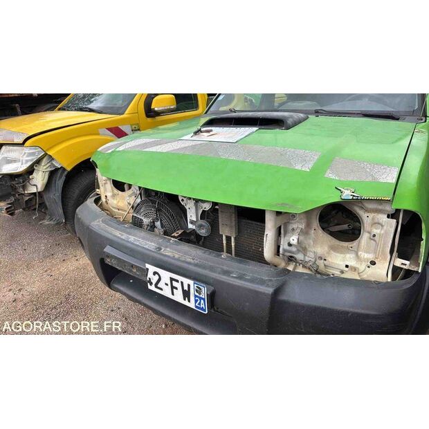 2012 NISSAN PICK-UP-46494720