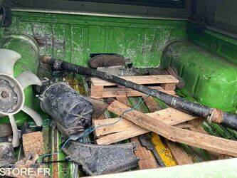 2012-nissan-pick-up-46494721