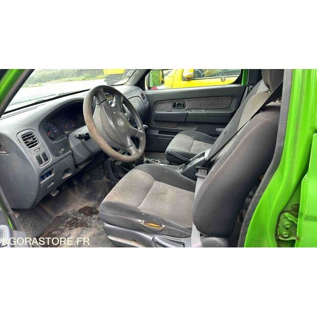 2012 NISSAN PICK-UP-46494725