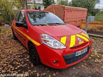 2009-renault-clio-1441124-46494729