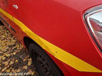 2009-renault-clio-1441124-46494735