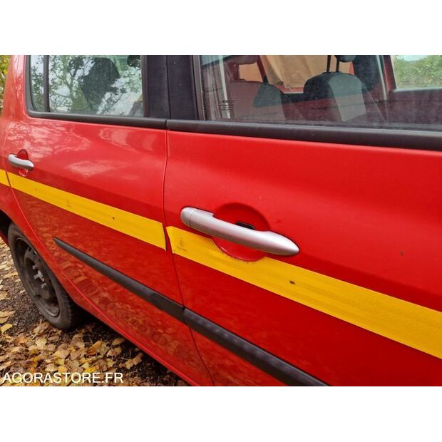 2009 Renault Clio-46494737