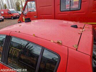 2009-renault-clio-1441124-46494745