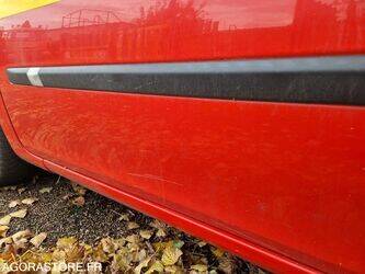 2009-renault-clio-1441124-46494747