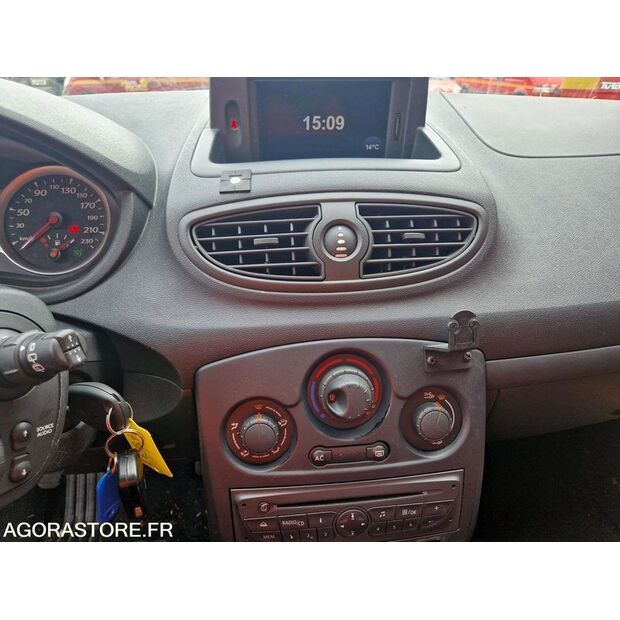 2009 Renault Clio-46494754