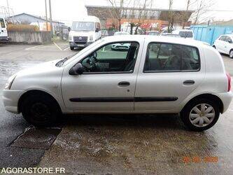 2009-renault-clio-1441125-46494761