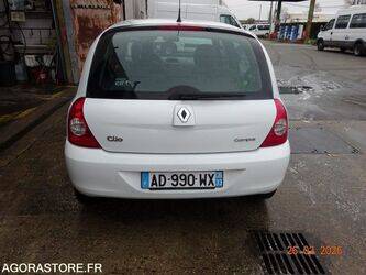 2009-renault-clio-1441125-46494763
