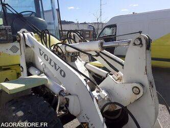 2004-volvo-l30b-46494788