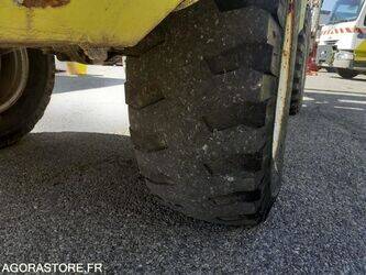 2004-volvo-l30b-46494802