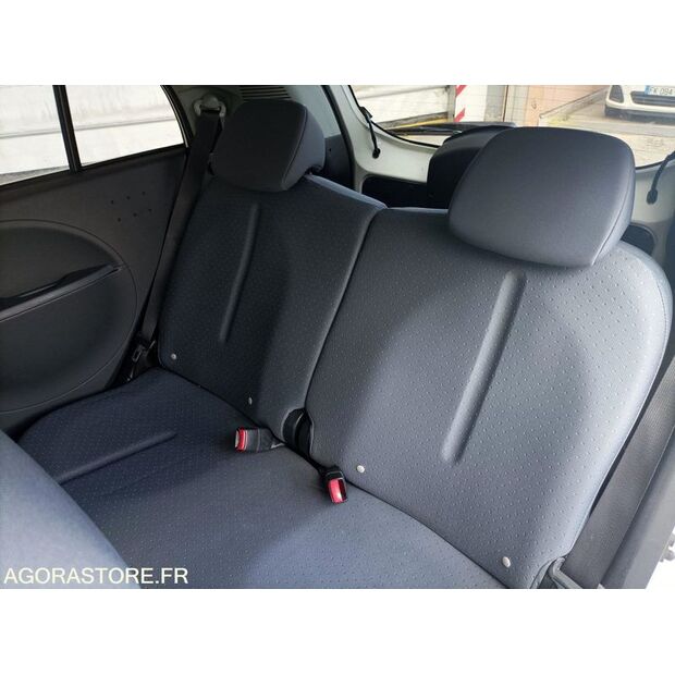 2012 Peugeot ION-46494815