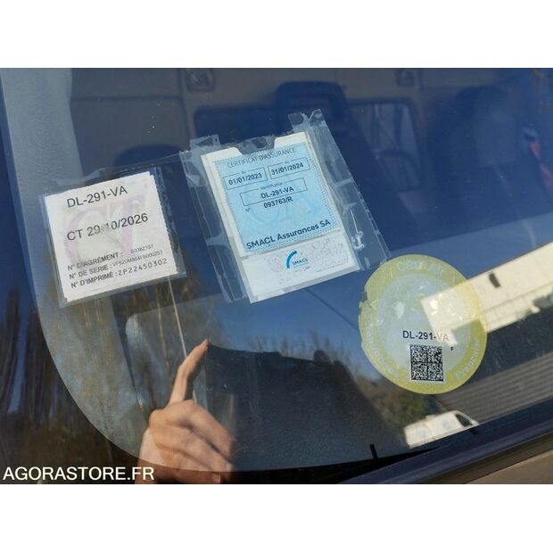 2014 رينو D WIDE-46494868