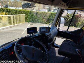 2014-renault-d-wide-1441133-46494881