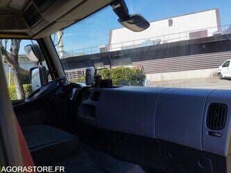 2014-renault-d-wide-1441133-46494884