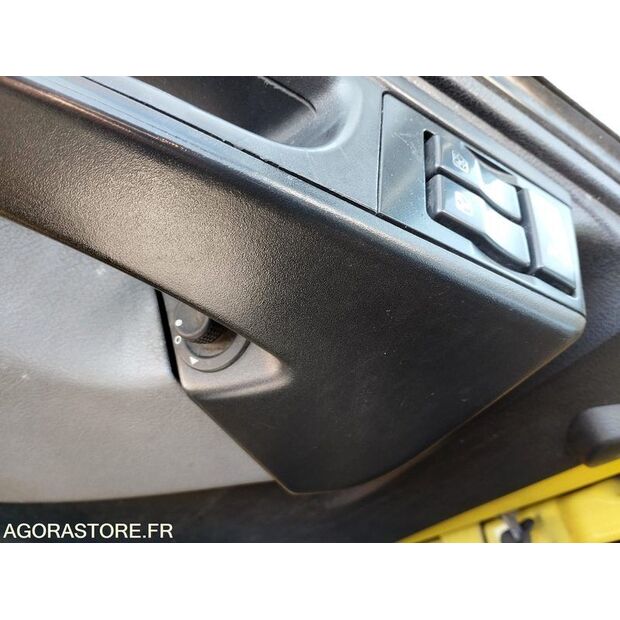 2014 رينو D WIDE-46494887