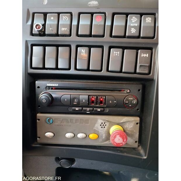 2014 رينو D WIDE-46494892