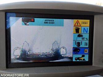 2014-renault-d-wide-1441133-46494894