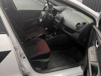 2016-renault-clio-1441142-46494988