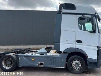 2015-mercedes-benz-actros-1843-1441149-46495036