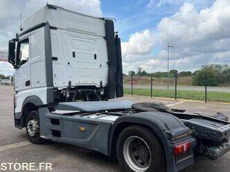 2015-mercedes-benz-actros-1843-1441149-46495038