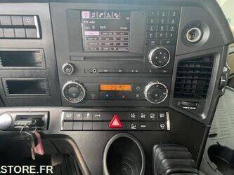 2015-mercedes-benz-actros-1843-1441149-46495048