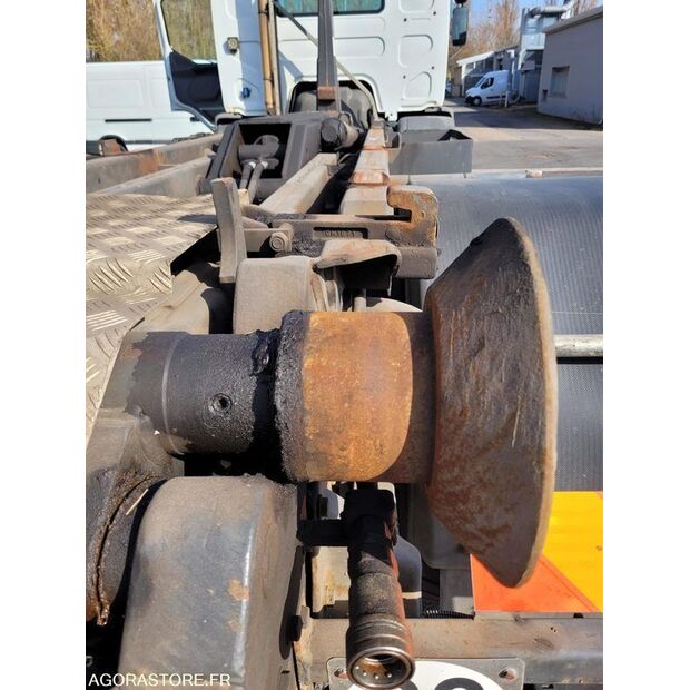 2001 Renault PREMIUM-46495076