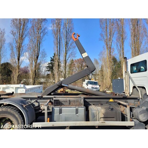 2001 Renault PREMIUM-46495094