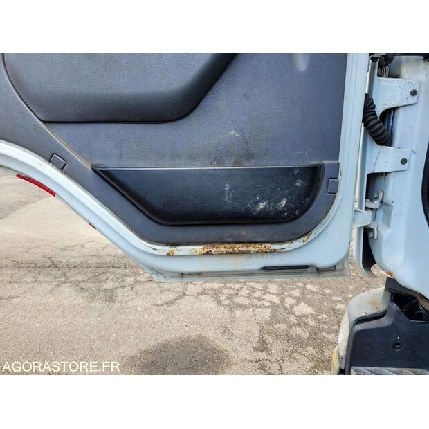 2001 Renault PREMIUM-46495110