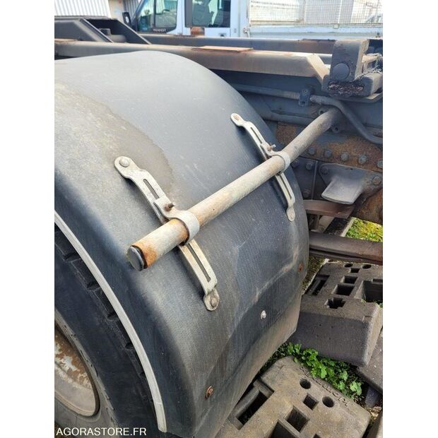 2001 Renault PREMIUM-46495112