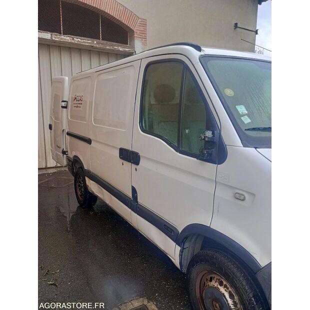 2010 Renault Master-46495186