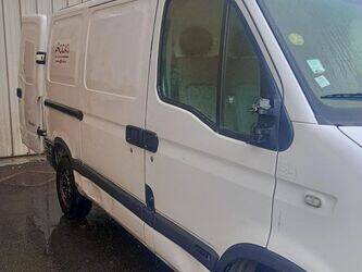 2010-renault-master-1441163-46495186