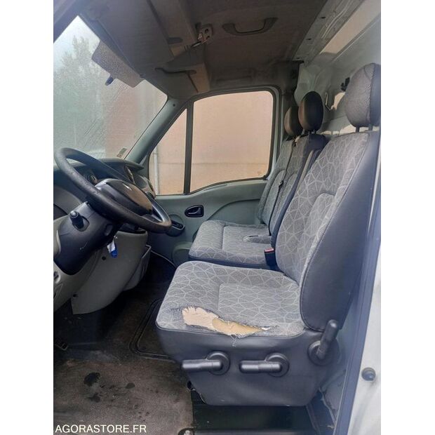 2010 Renault Master-46495188