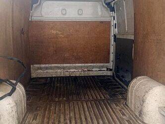 2010-renault-master-1441163-46495193