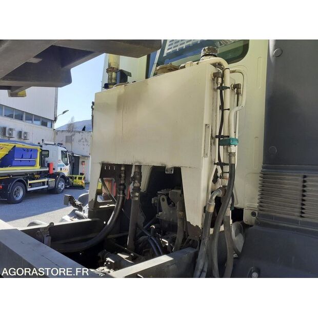 2004 رينو Midlum-46495267