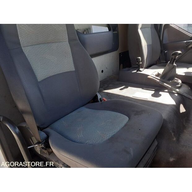 2004 رينو Midlum-46495274