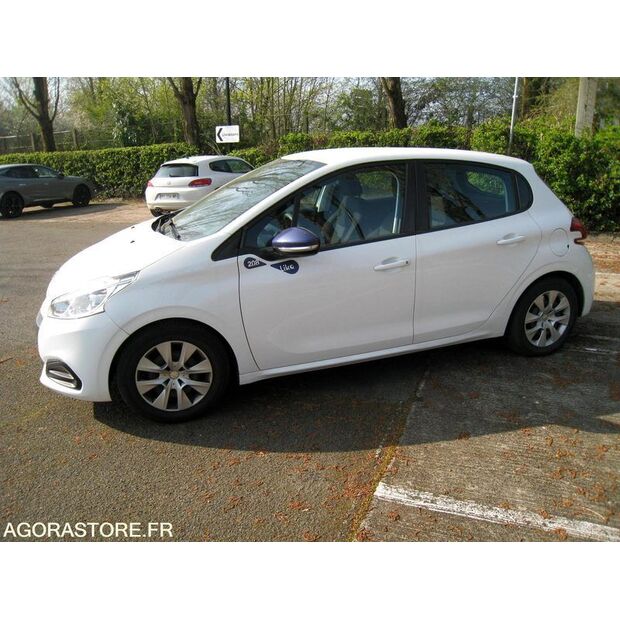 2018 Peugeot 208-46495297