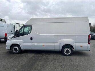 2024-iveco-35s18-46495432