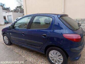 2002-peugeot-206-46495487