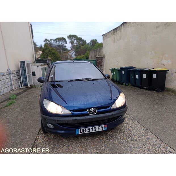 2002 Peugeot 206-46495488