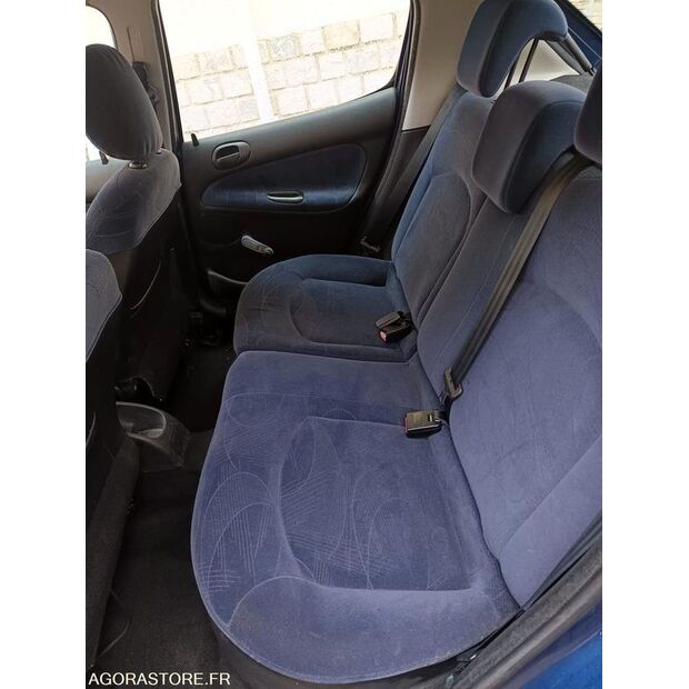 2002 Peugeot 206-46495492