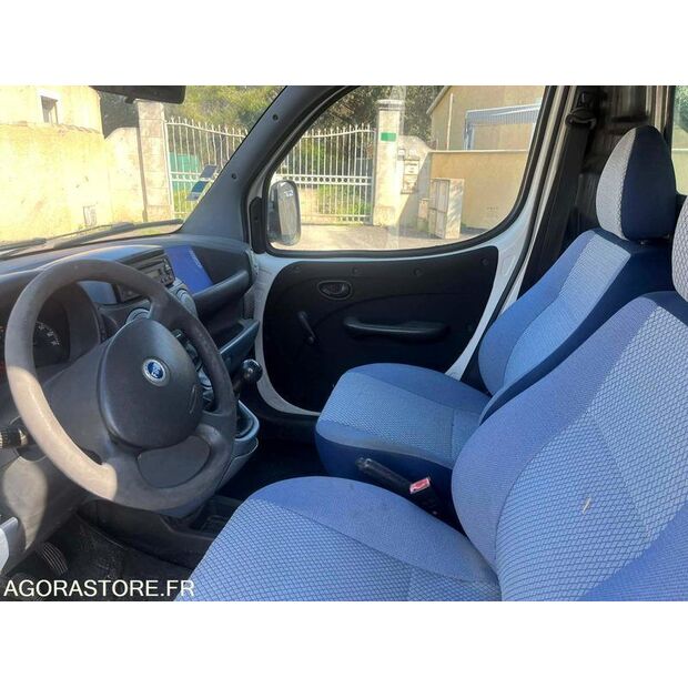 فيات Doblò-46495526