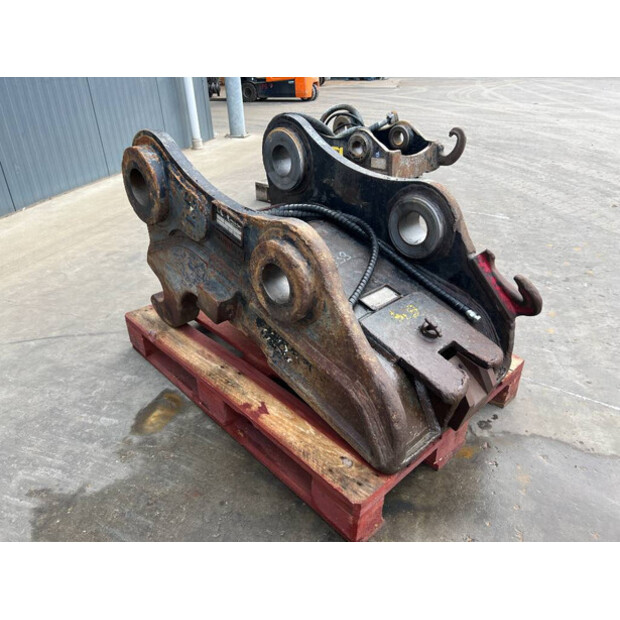 2016 Caterpillar 349E-46497494