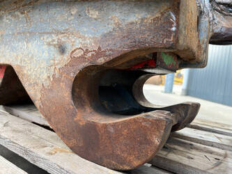 2019-caterpillar-325-1441302-46497549